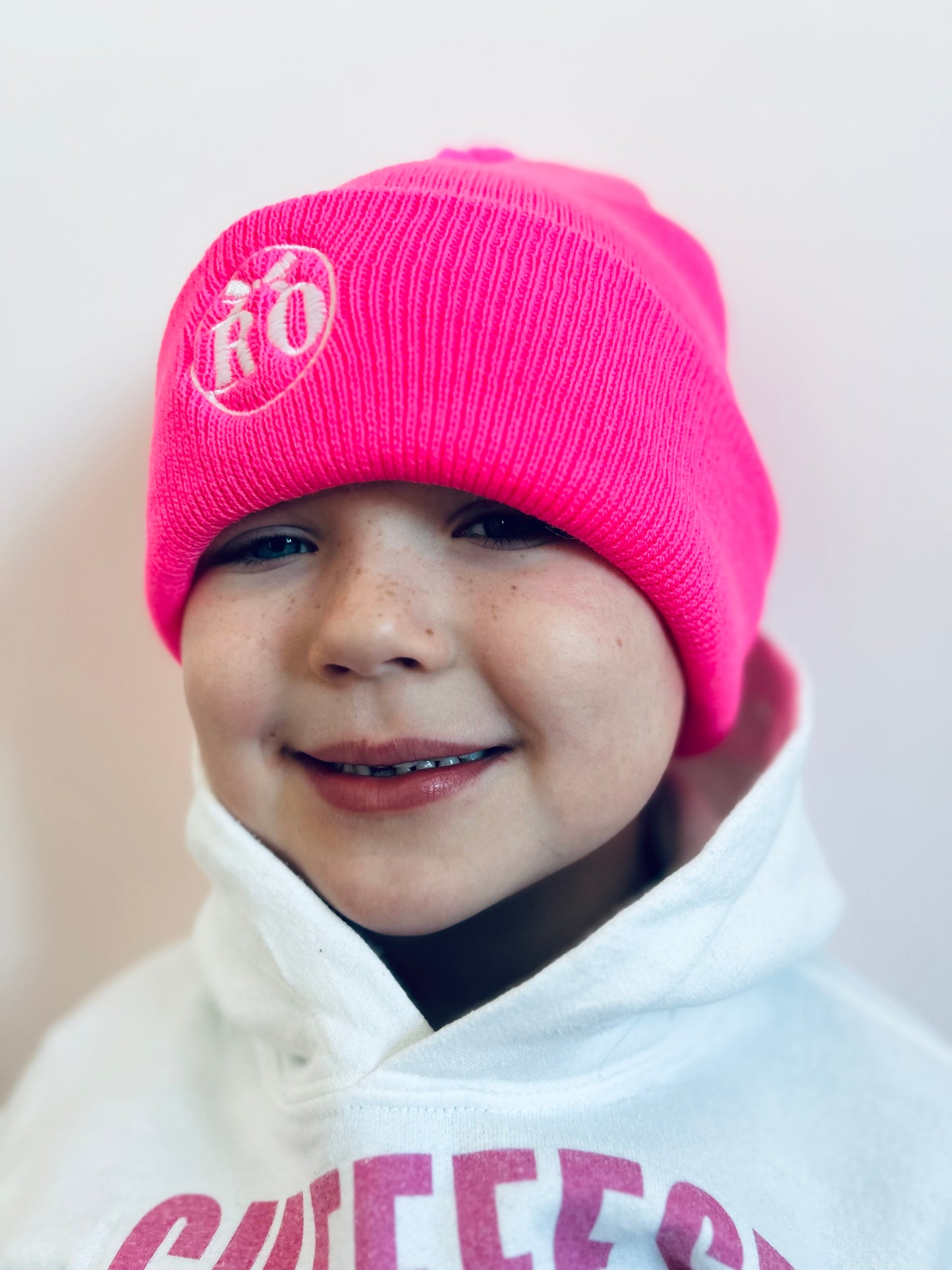 Reesie Hot Pink Pom Pom Touque | Gender Free