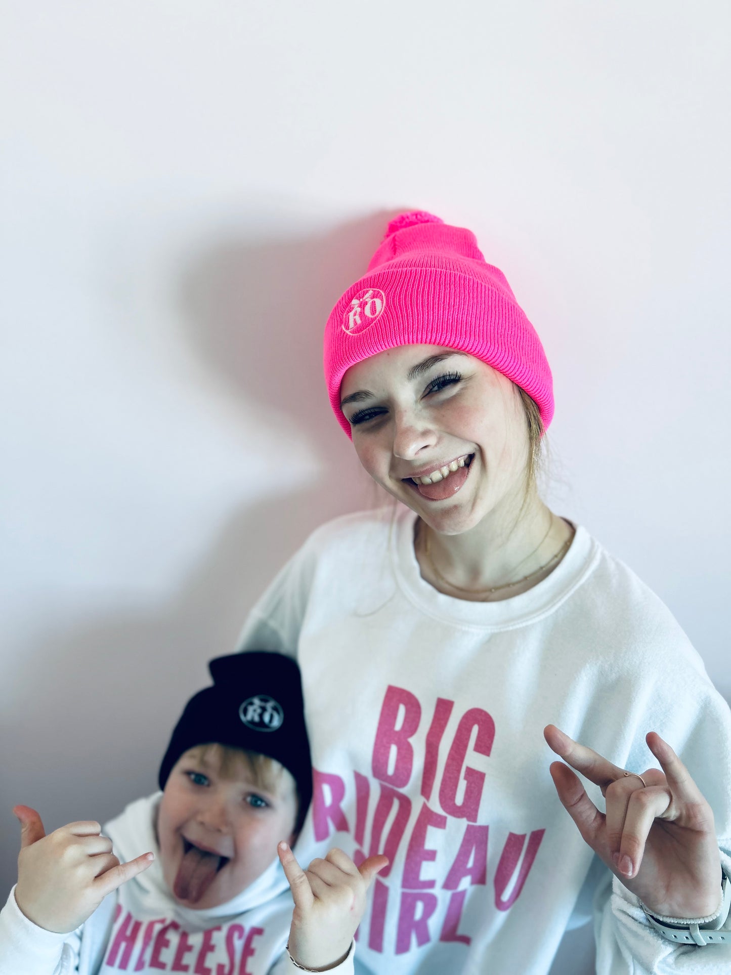 Reesie Hot Pink Pom Pom Touque | Gender Free