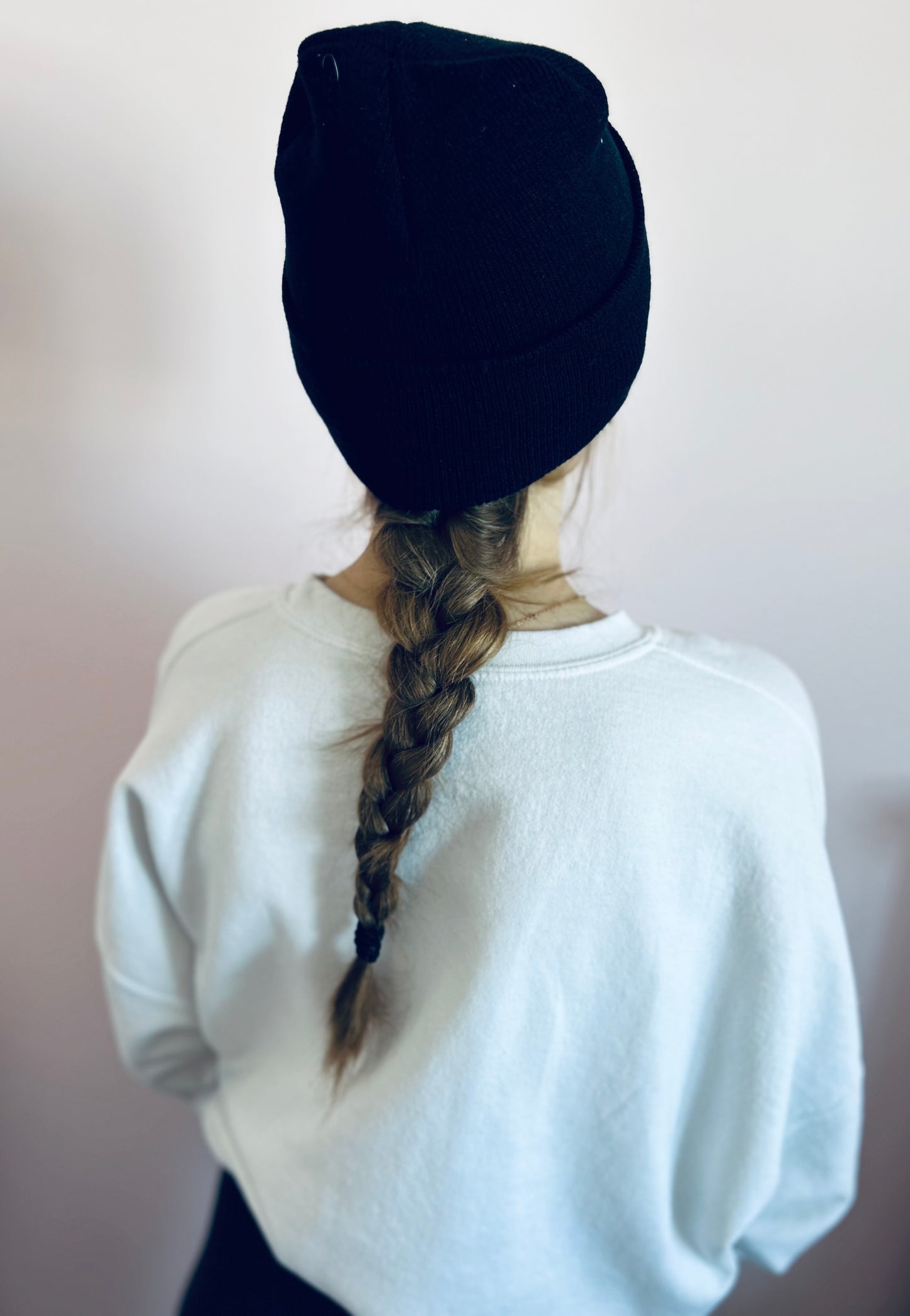 Reesie Black Beanie | Gender Free